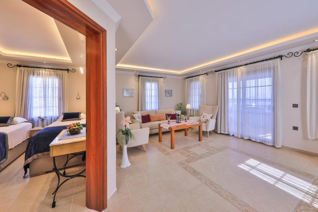 Hadrian Hotel Kaş Buitenkant foto