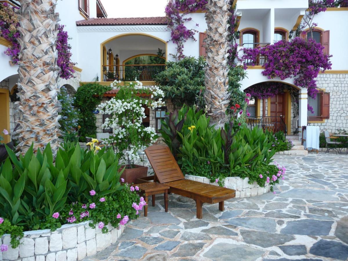 Hadrian Hotel Kaş Buitenkant foto